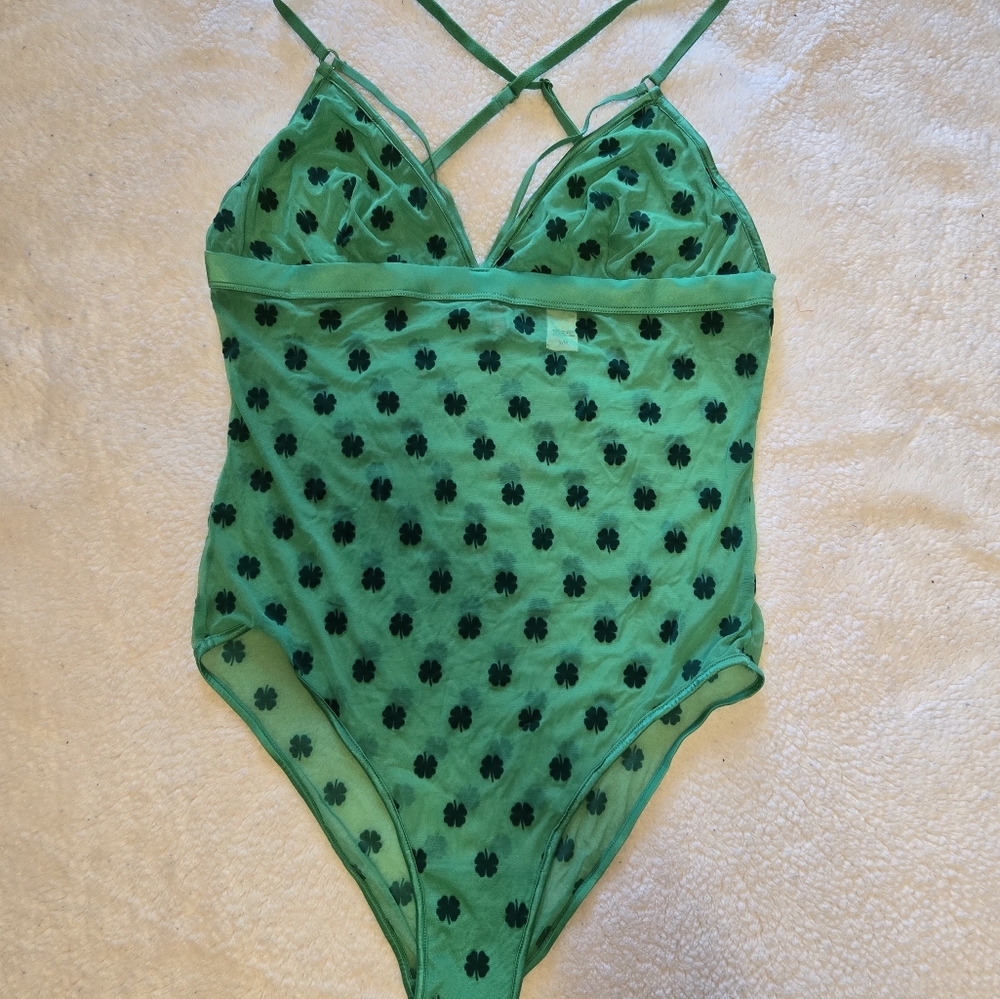 NWOT Shamrock Bodysuit